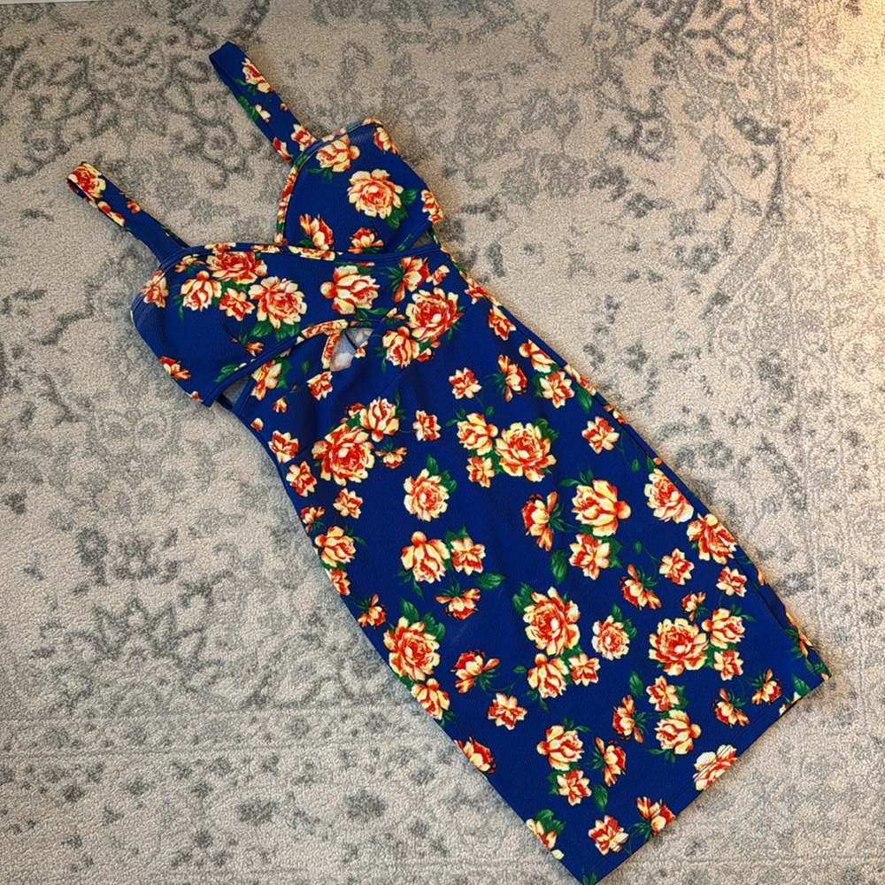 Floral Body Con Midi Dress - Size M